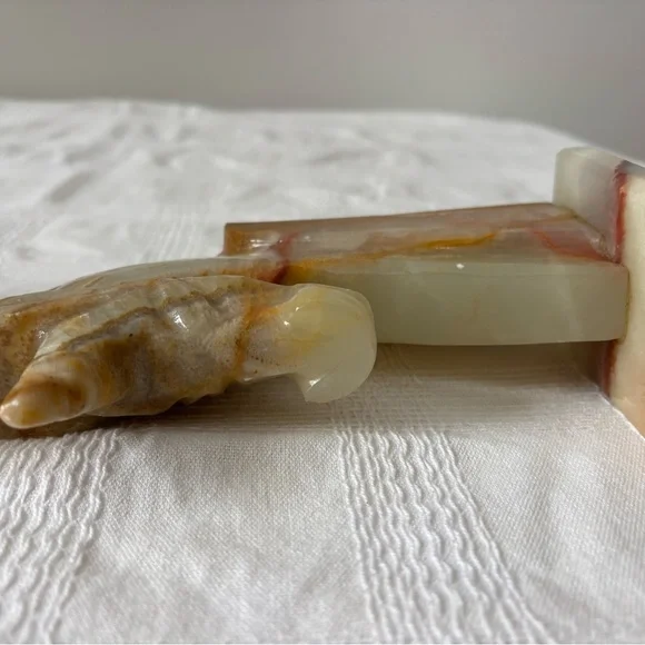 Elegant Brown and Cream Onyx Unicorn Head Bookends
